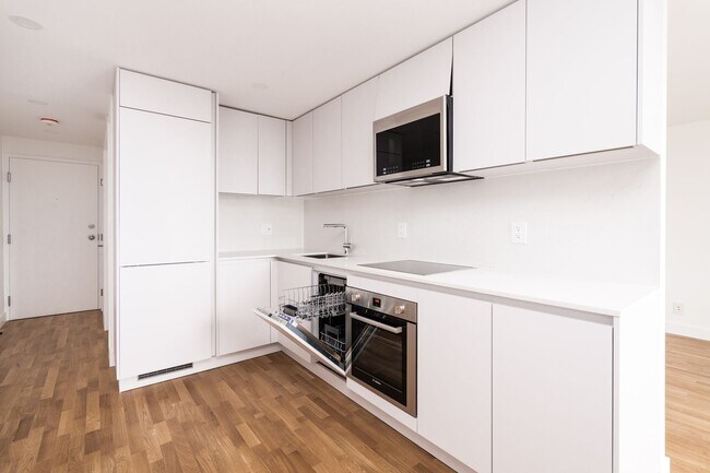 Photo - 800 Richmond St W Unit 403