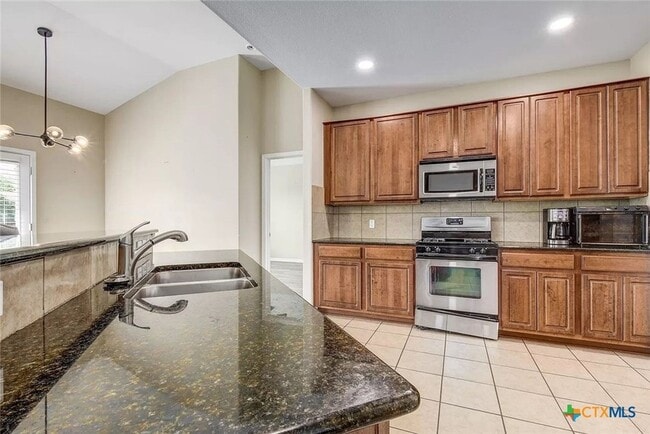 Photo - 245 Buckingham Dr