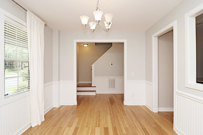 Photo - Townhome With Large Fenced Yard Near Rt 29 & Shops at Stonefield