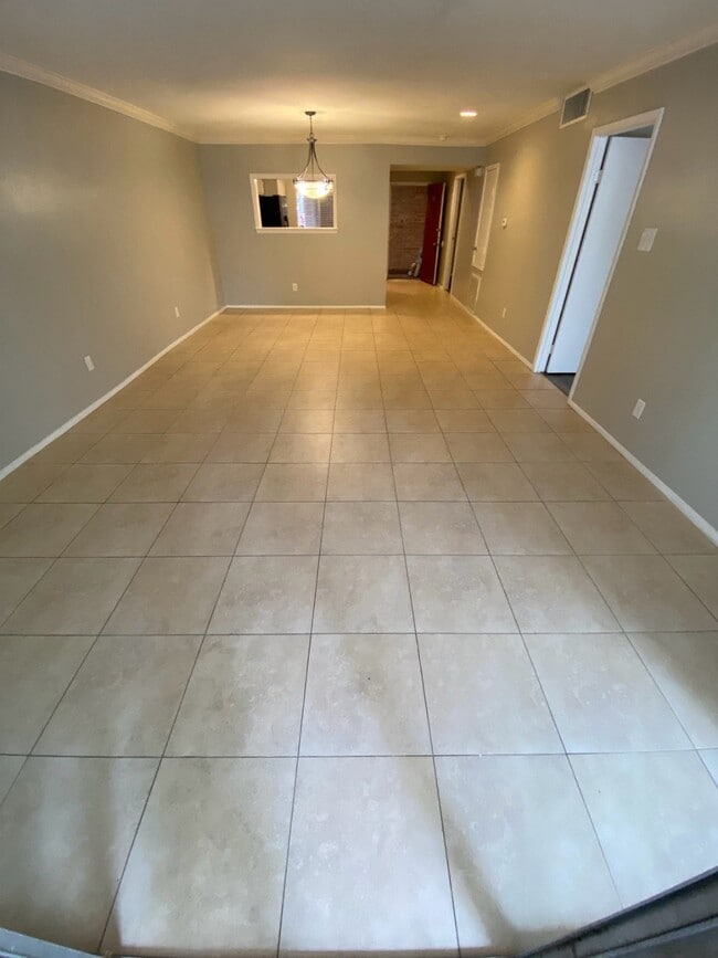 Photo - 2210 Dorrington St Unidad True