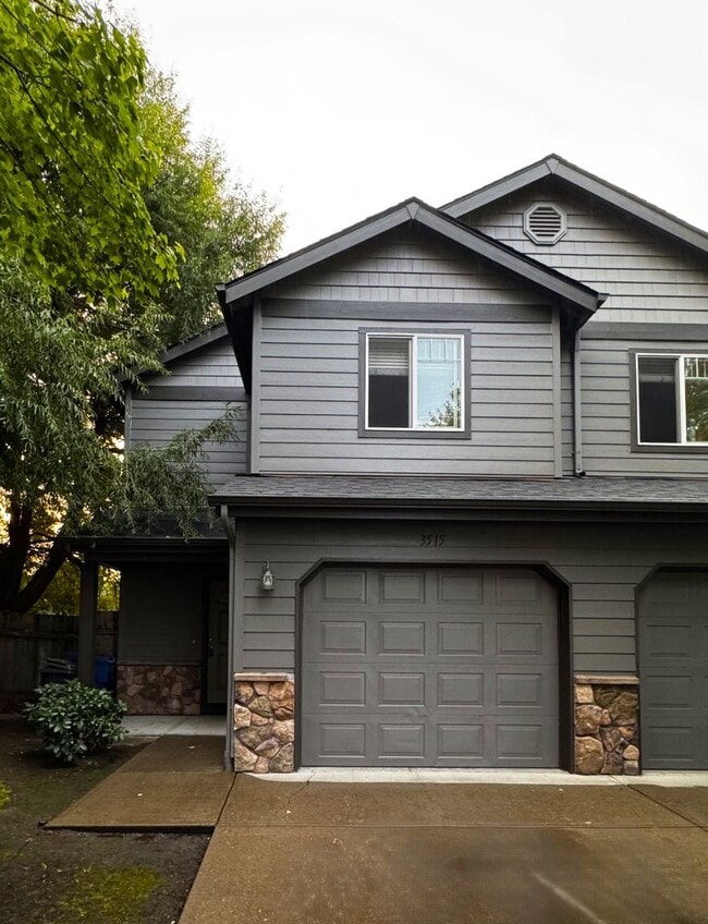 Building Photo - 3515-3517 Fisher Ct NE Salem, OR 97305 Unit 3515