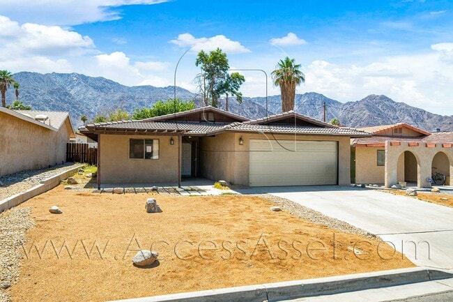 Building Photo - Open-Concept La Quinta Home with Private Fenced Yard