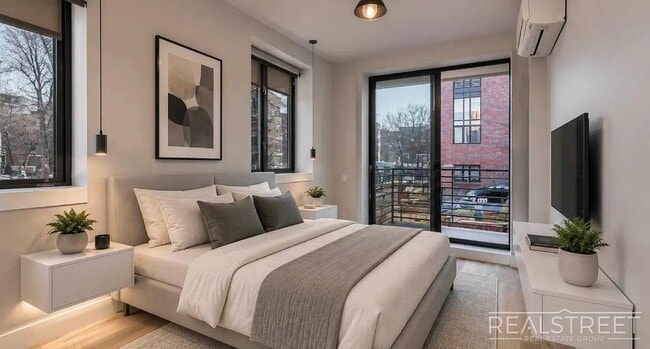 Photo - Leonard Street Unit 1A