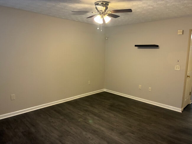 Photo - Room in Townhome on Wellington Chase Ct