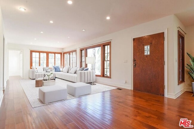 Photo - 6776 Milner Rd