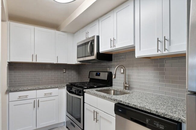 Strafford Station Apartment Homes
