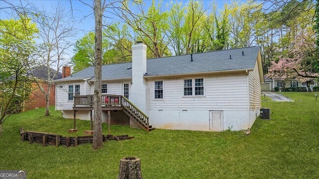 Photo - 325 Brookstone Dr