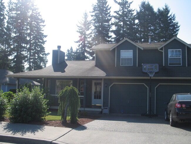 Building Photo - 3 Bedroom Home in Poulsbo