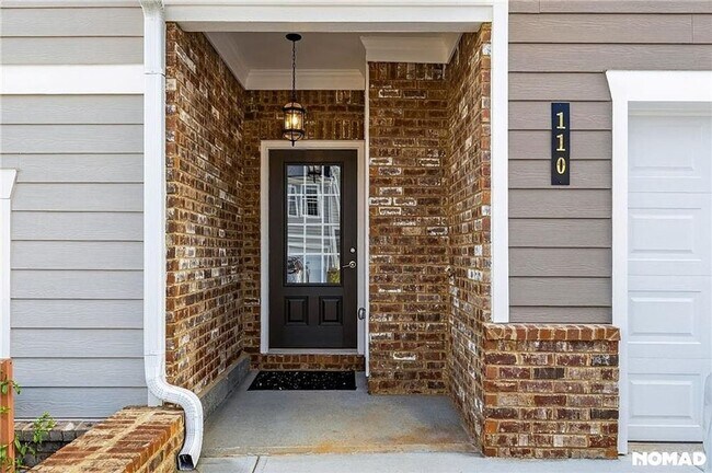 Photo - Luxury 3BR Golf Course Townhome in Chimney Oaks – Resort-Style Living