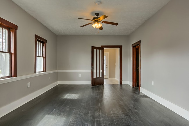 Building Photo - 4020 St Paul Ave Rental