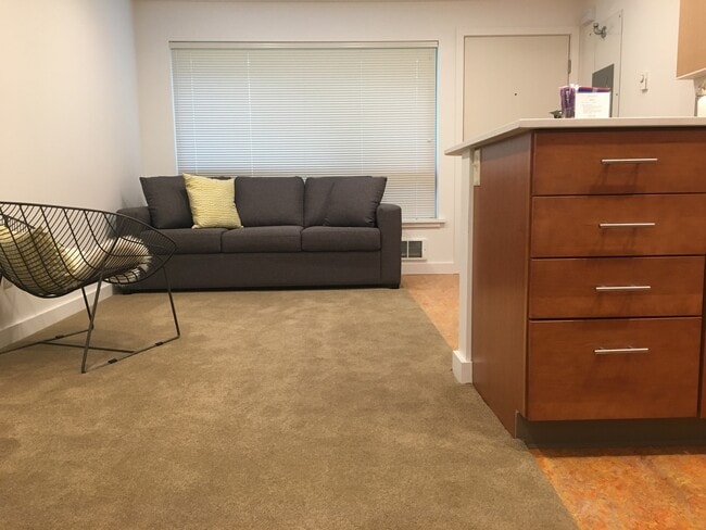 Photo - 3247 NE 87th St Unit 2