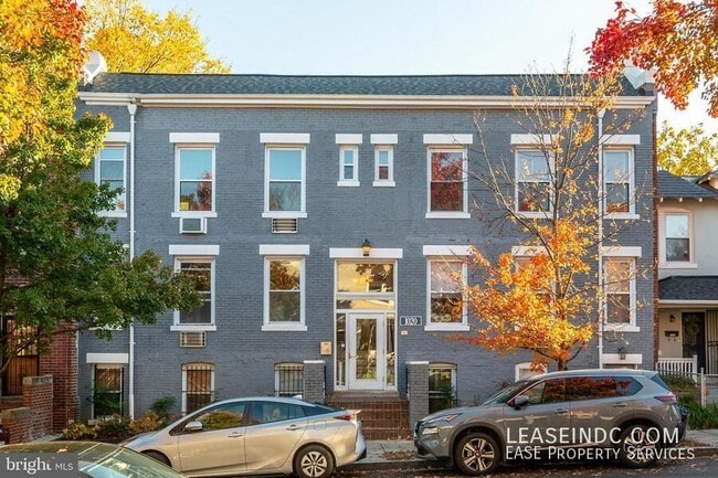 Building Photo - 1020 Fairmont St NW Unit #10