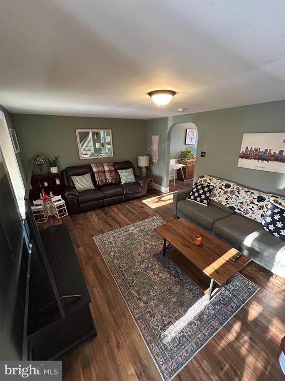 Photo - 520 Ridge St