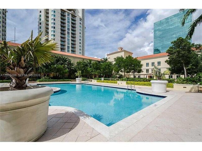 Photo - 7350 SW 89th St Unit 505S