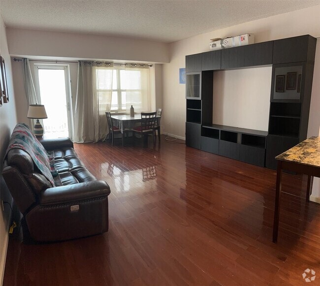 Building Photo - 260 Beach 81st St Unit 6A Rental
