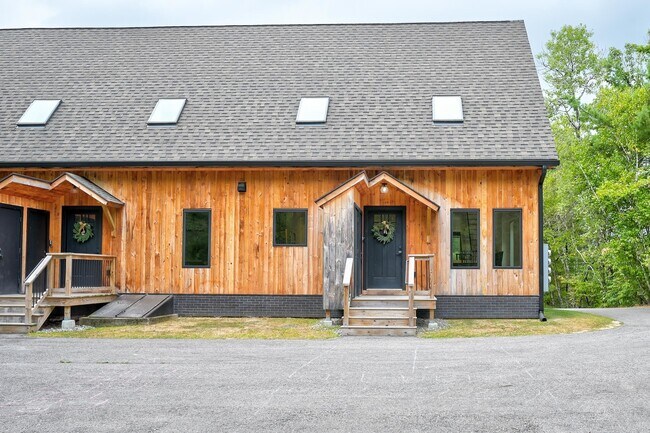 Photo - 22 Pudding Pond Dr Unidad 1