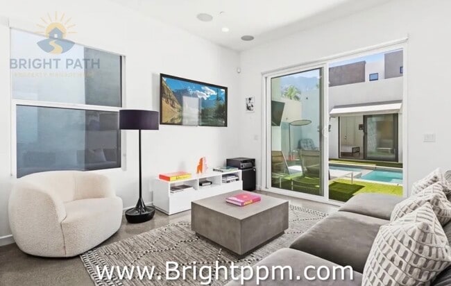 Photo - 2705 Paragon Loop