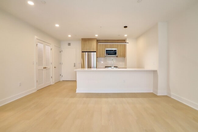 Photo - 303 Madison St Unit 302