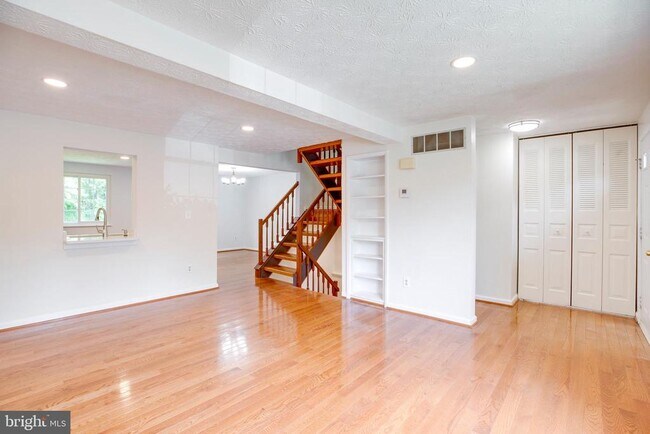 1604 Barnstead Dr