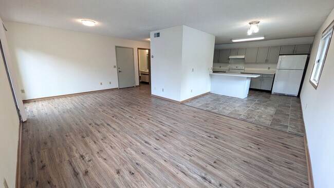 Photo - 700 SE 8th St Unidad 3