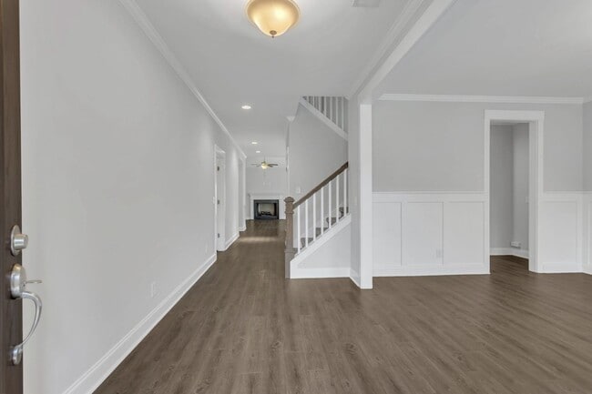 Photo - 4BR/3.5BA All-Brick Home Near Top Williams...