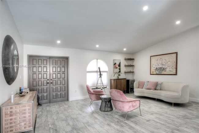 Photo - 15831 SW 139th Pl