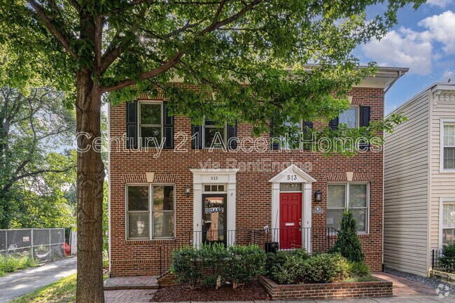 Building Photo - 515 N Henry St Rental