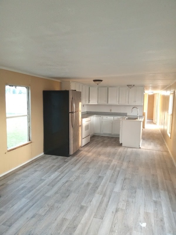 Building Photo - 1421 Airport Rd Rental