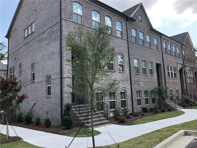 Building Photo - 3670 Trevi Ln