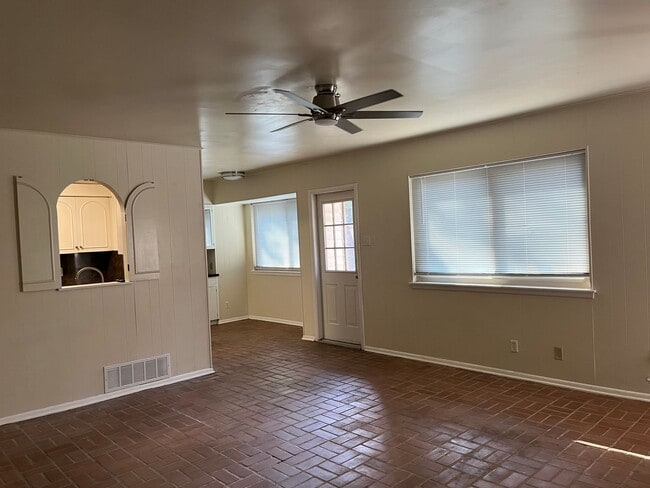 11615 Sandman Dr