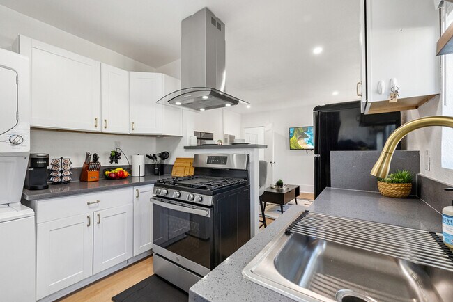 Photo - 1055 21st St Unit 4