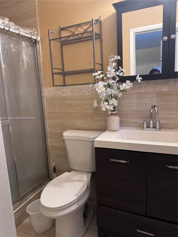 Photo - 710 N 66 Terrace