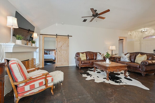 Photo - 1708 Beaver Pond Ct Unidad ID1328061P