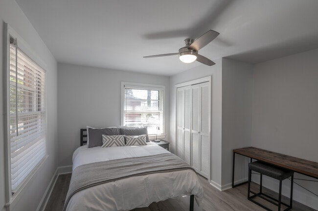 Photo - 633 Morreene Rd