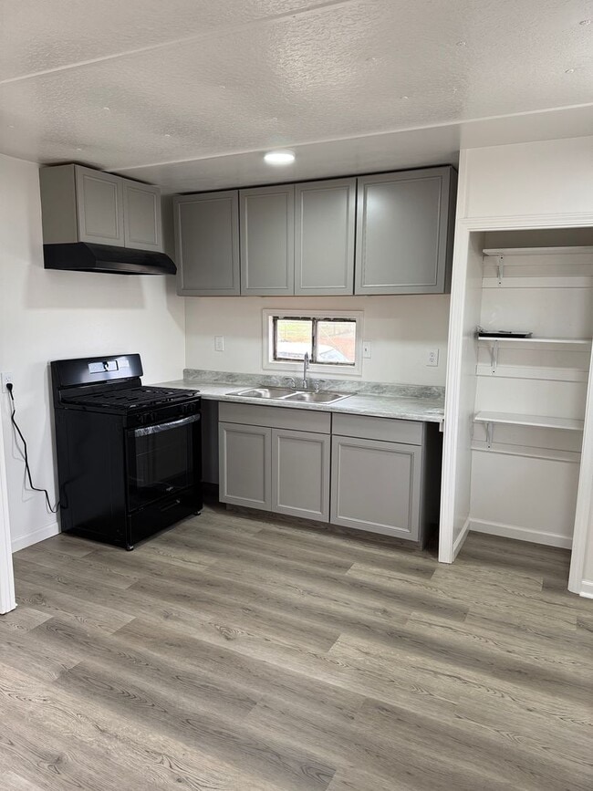 Photo - **Now Available!! Stevinson Mobile Home