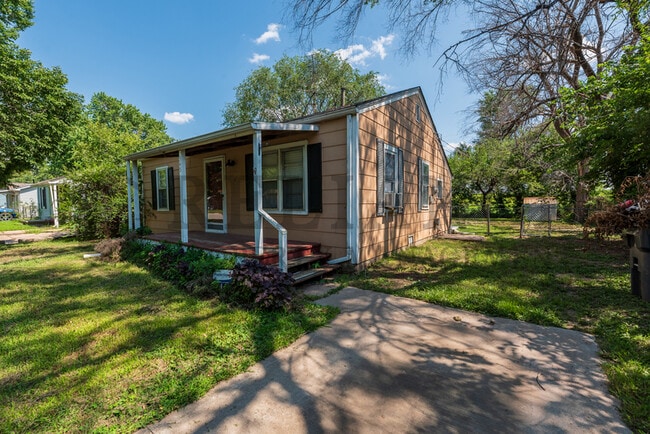 Photo - 345 Grover Ave