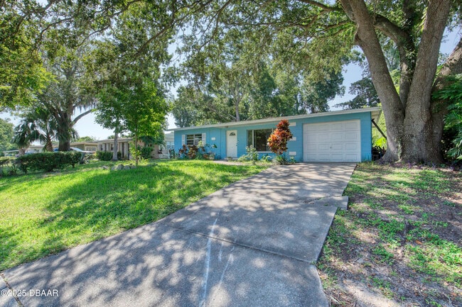 Photo - 1133 Bradenton Rd
