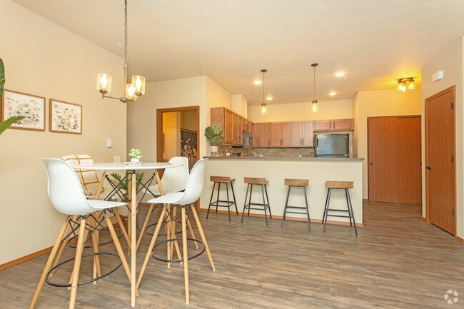 2BR,2BA-978SF - Broadway26