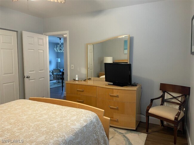 Photo - 940 3rd St S Unit 202