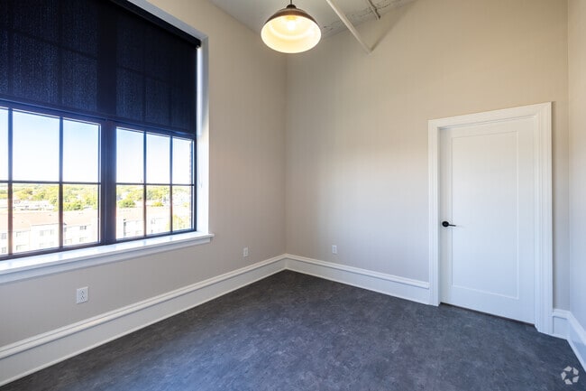 2BD, 2BA - 1,232SF - Bedroom