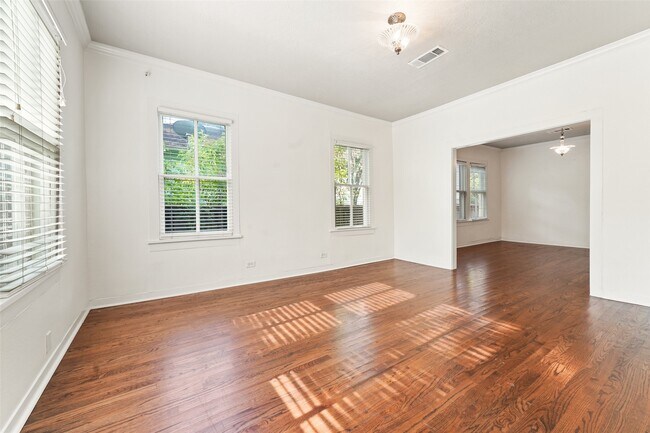 Photo - 1317 Ashland St Casa