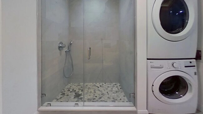 Photo - 191 Porter St Unit 1