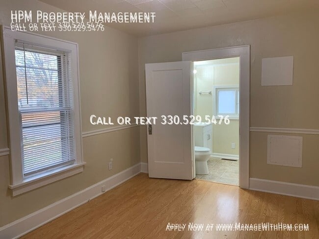 2306 24th St NE