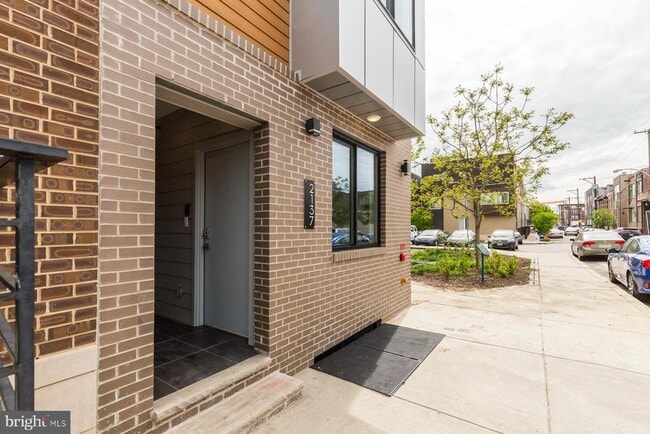 Photo - 2132 Berges St Unit 1