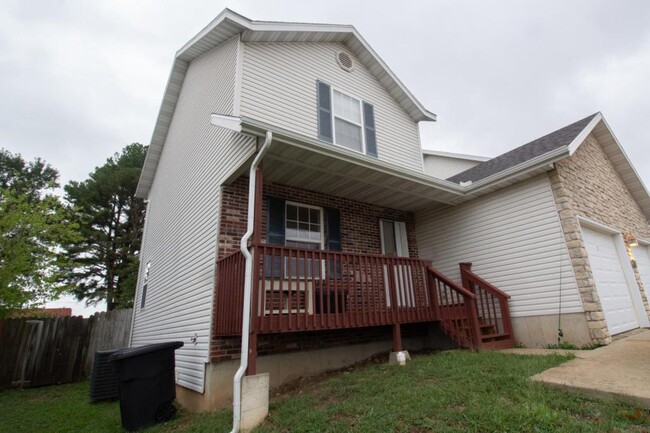 Building Photo - 21497 Risky Rd
