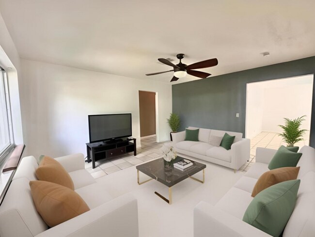 Photo - 2030 Bonnie St