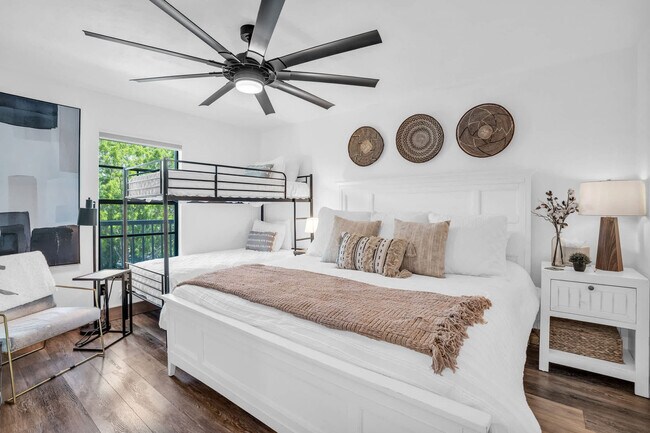 Photo - 580 Neapolitan Way Unit FL3-ID1073569P