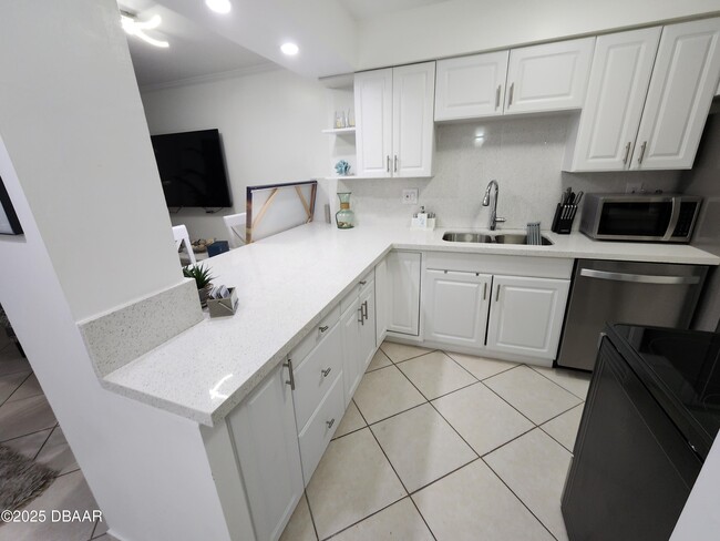 Photo - 2800 N Atlantic Ave Unit 709