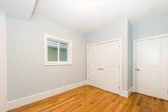 Photo - 4370 Washington St