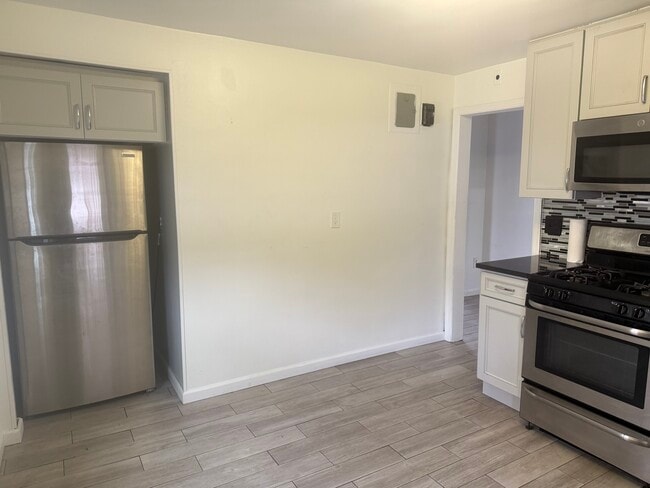 Photo - 54 Murray Ave Unidad 2nd floor